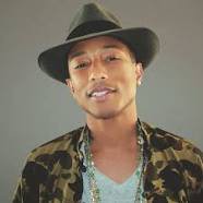 10) Na úctyhodném desátém místě je americký raper Pharrell Williams a držitel deseti cen gramy.